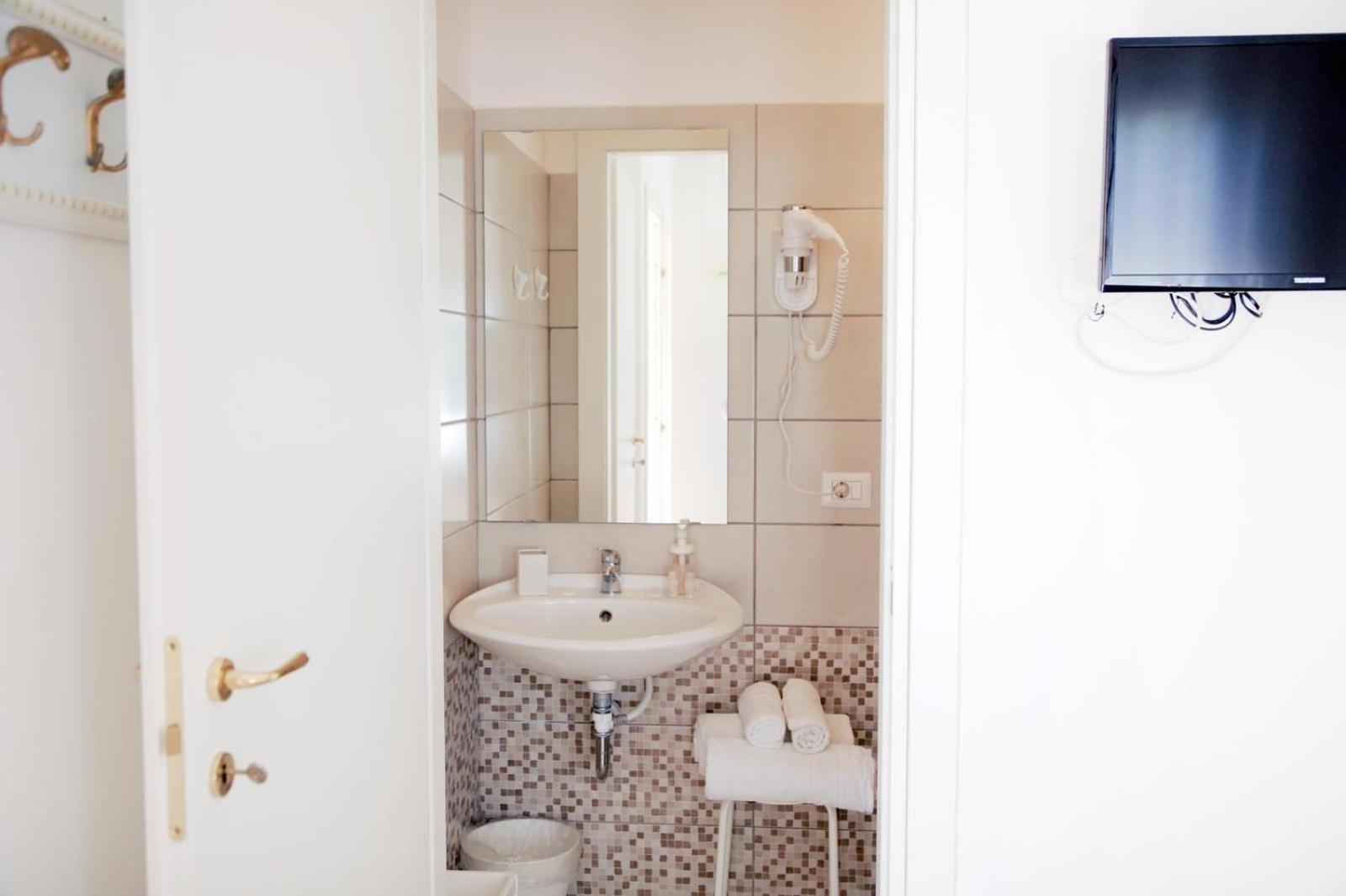 Beb Villa Pacifica Пешичи Екстериор снимка