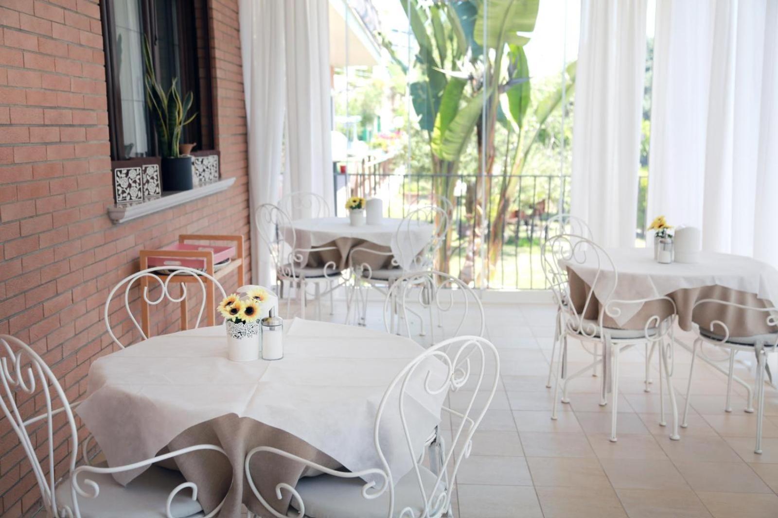 Beb Villa Pacifica Пешичи Екстериор снимка